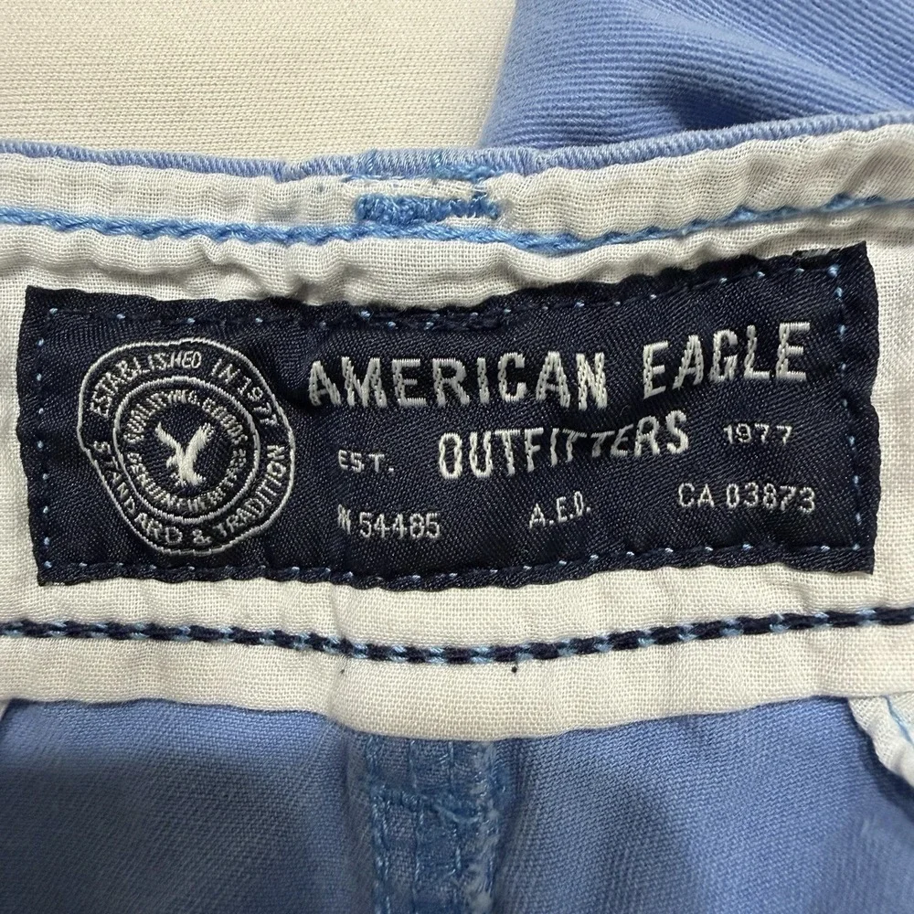 American Eagle Classic Chino Shorts Mens 34 Blue Cotton Flat Front Casual Preppy